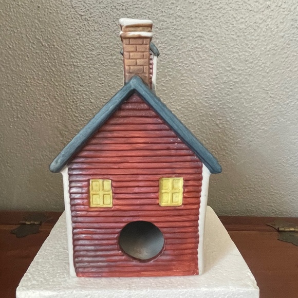 Vintage Americana Porcelain Collectable Village Lighted Schoolhouse - Picture 3 of 13